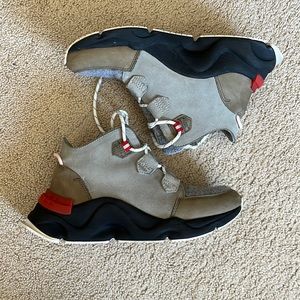 SOREL women’s Kinetic RNEGD Caribou Boot